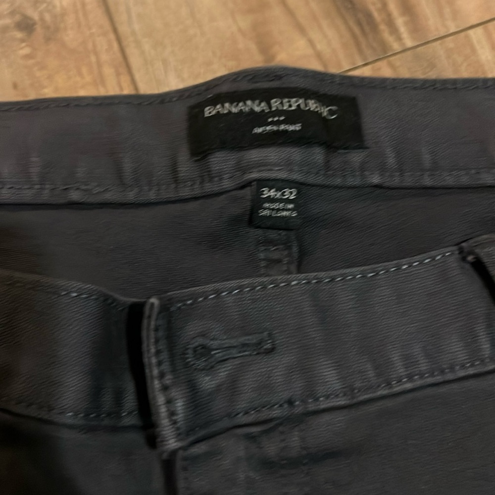 Banna Republic size 34x32 grey Aiden pant in gray